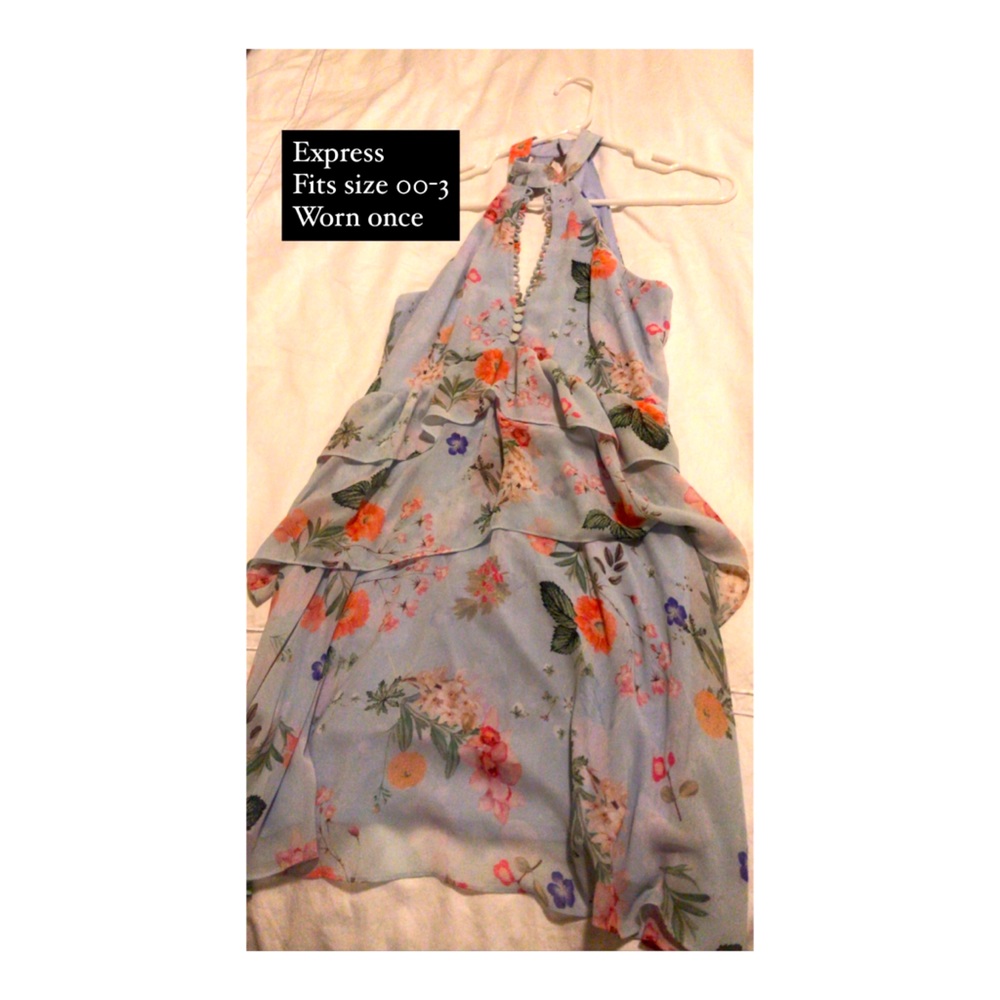 Express baby blue dress with flowers